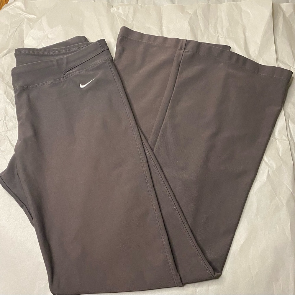 Women’s nike training leggings!